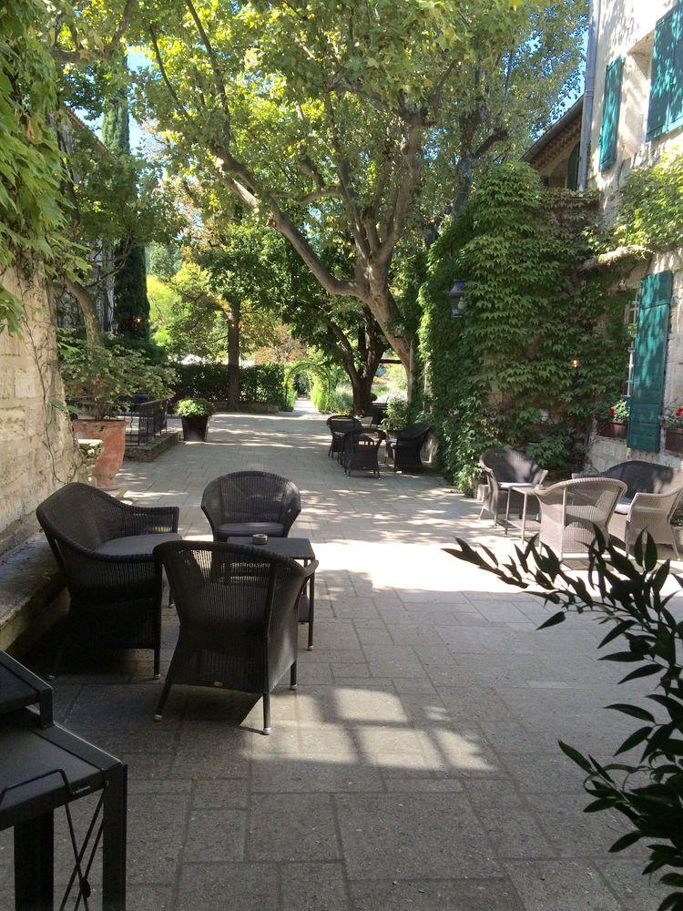 Le Prieure Hotell Villeneuve-lès-Avignon Exteriör bild