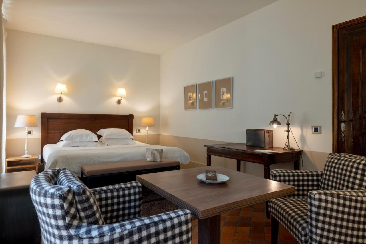Le Prieure Hotell Villeneuve-lès-Avignon Exteriör bild